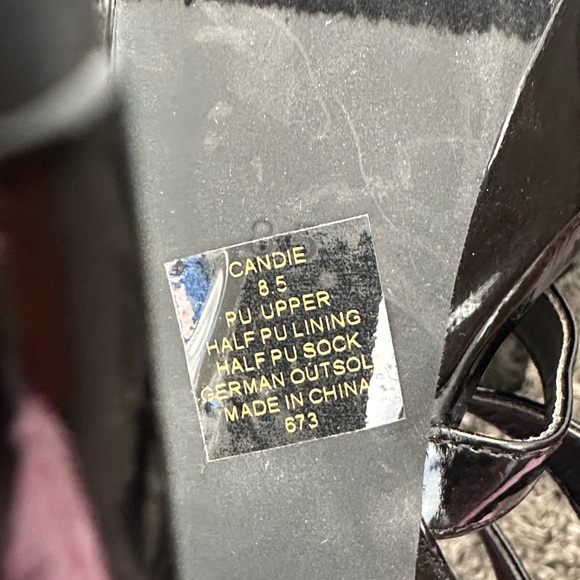 Steve Madden Black High Heel Sandals - Picture 4 of 5